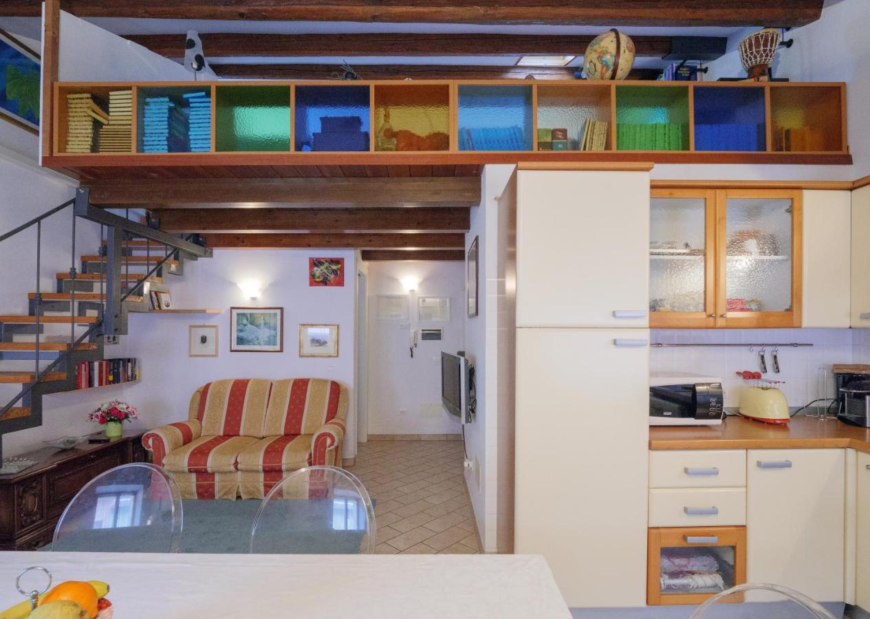 Casa Snomata Apartment เซนีกัลเลีย ภายนอก รูปภาพ